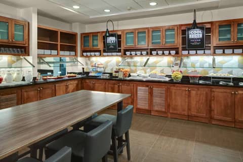 Hyatt Place Charlotte Airport Billy Graham Parkway — photo 3