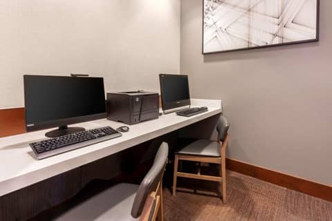 Hyatt Place Charlotte Airport Billy Graham Parkway — photo 8