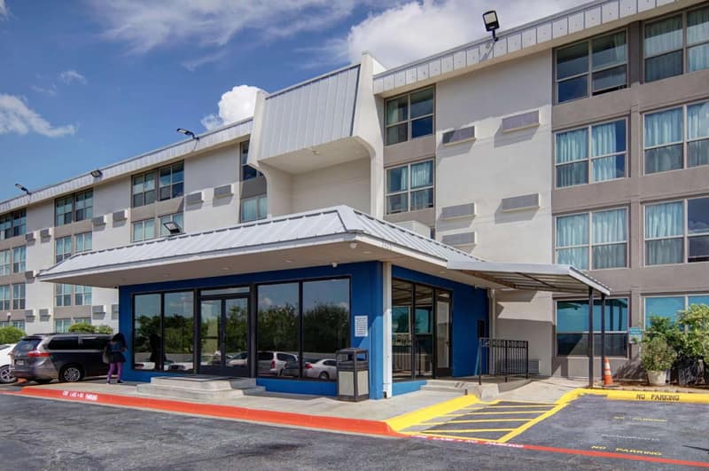 Motel 6-Fort Worth, TX - Downtown East — building