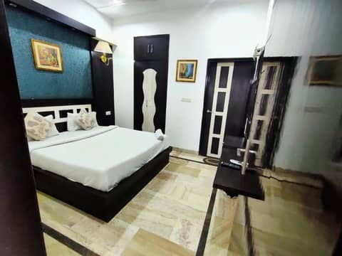 Hotel Laxman Resort by The Golden Taj Group &Hotels — hotel room
