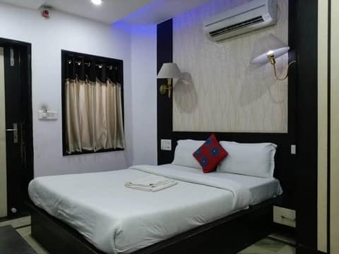 Hotel Laxman Resort by The Golden Taj Group &Hotels — hotel room