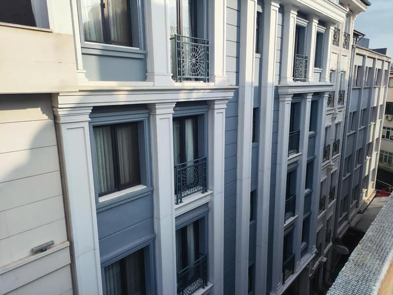 Hotel Esve Istanbul — building