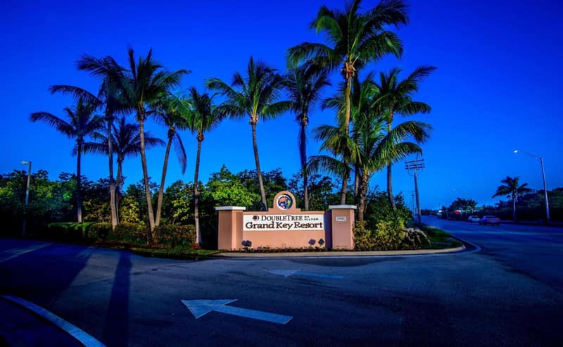 DoubleTree by Hilton Grand Key Resort — building