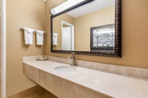 La Quinta by Wyndham Seattle Downtown — photo 2