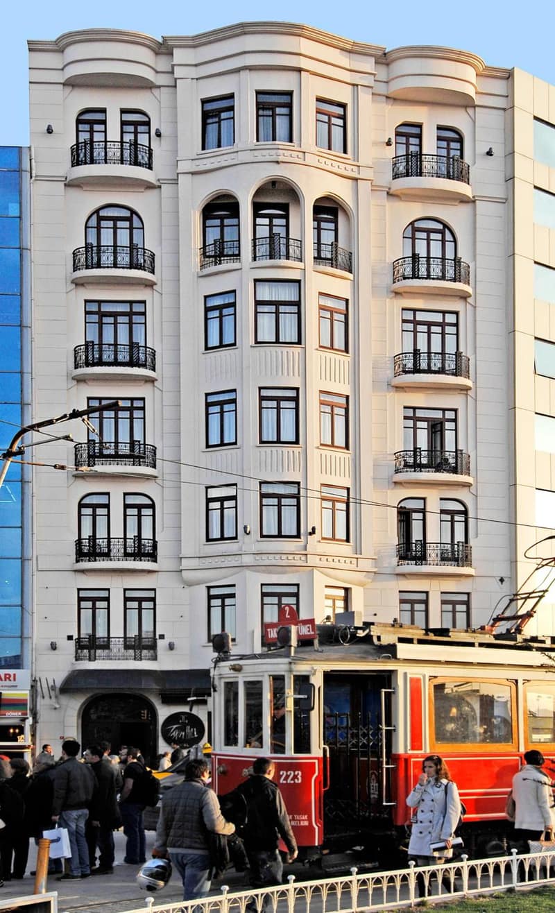 Taxim Hill Hotel — building