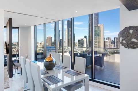Aura on Flinders Serviced Apartments — photo 8
