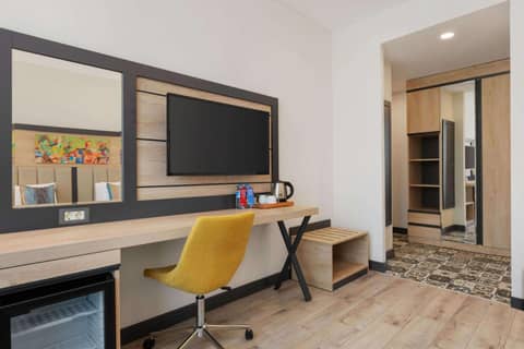 Ramada Encore By Wyndham Istanbul Basin Express — photo 4