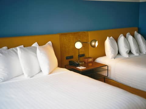 Hotel Julian — hotel room