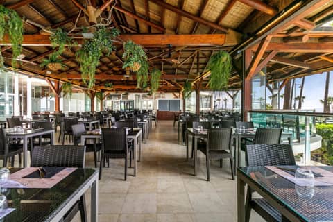 SOL by Meliá Príncipe — dining