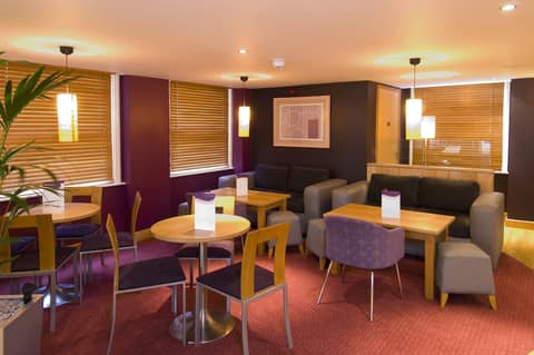 Premier Inn London Kensington - Olympia — photo 5