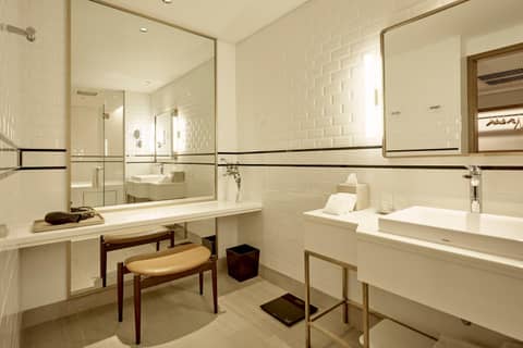 Montien Hotel Surawong Bangkok — photo 4