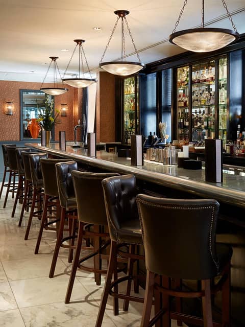 The Mandeville Hotel — bar