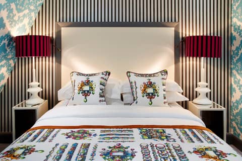 The Mandeville Hotel — hotel room