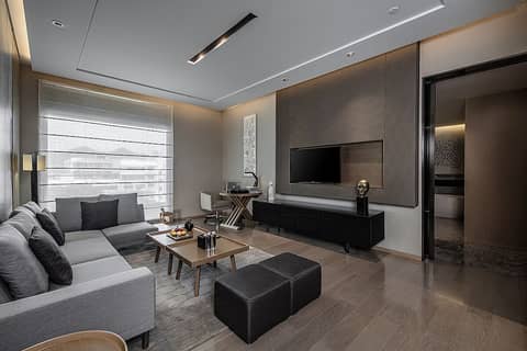 Hui Hotel — hotel room