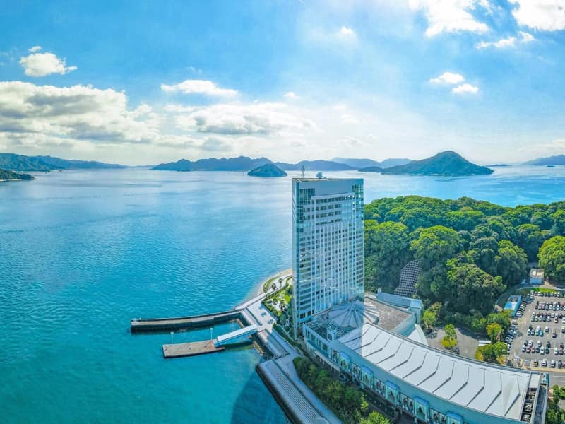 Grand Prince Hotel Hiroshima — building
