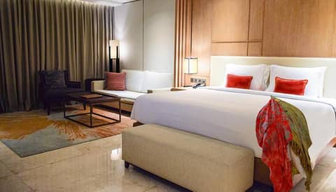 Aryaduta Bali — hotel room