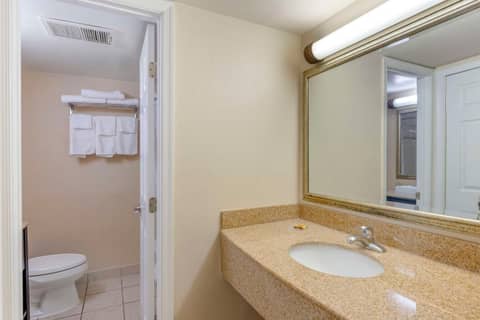 Best Western PLUS Governor's Inn Richmond — photo 2