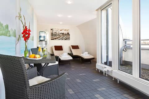 NH Collection Hamburg City — balance & terrace