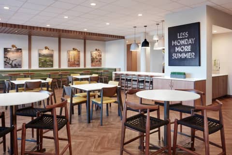 Fairfield by Marriott Inn & Suites Kansas City at The Legends — photo 3