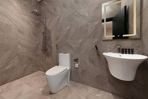Viola Gardens Residence economic serviced apartments فيولا جاردنز ريزيدنس شقق مخدومة اقتصادية — bathroom