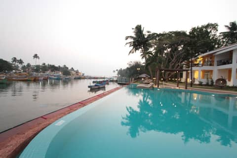Acron Waterfront Resort — photo 5