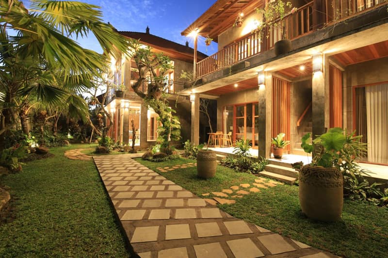 Villa Mirah Ubud — building