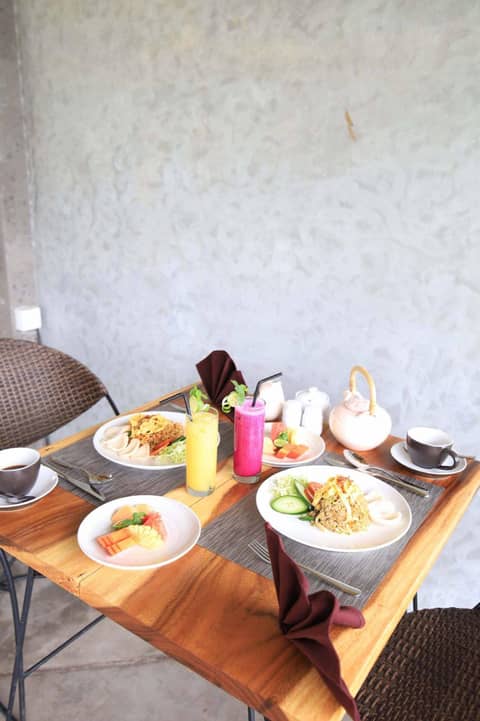 Villa Mirah Ubud — dining