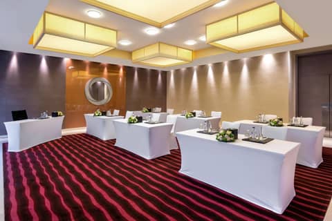 Park Rotana Abu Dhabi — photo 9