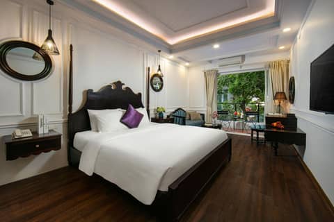 San Boutique Hotel & Travel — hotel room