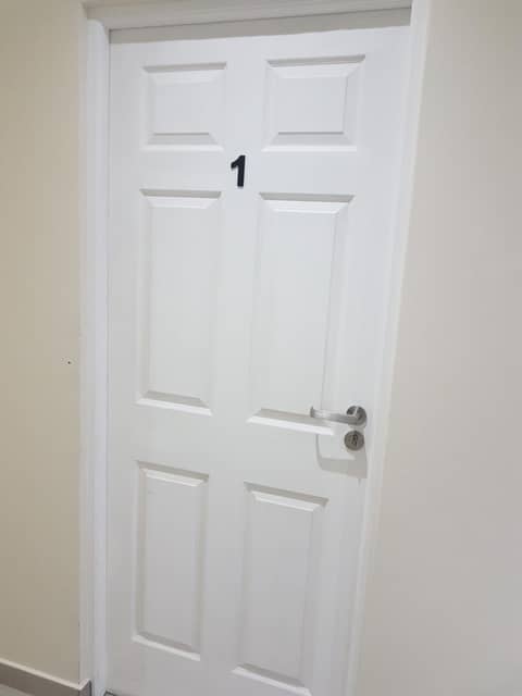 Sharon's House: Modern Self-Catering rooms — photo 7