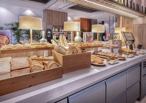 INNSiDE by Meliá Valencia Oceanic — dining