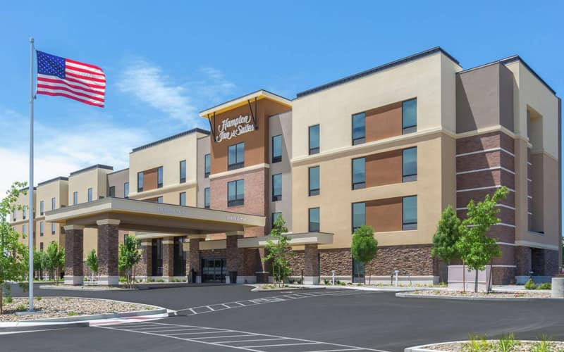 Hampton Inn & Suites Reno/Sparks — building