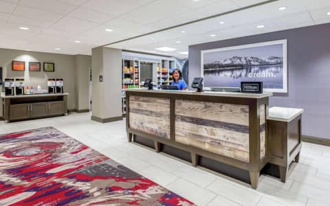 Hampton Inn & Suites Reno/Sparks — photo 5