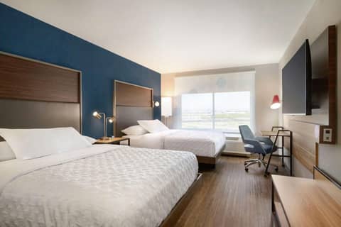 Tru By Hilton Scottsdale Salt River — hotel room