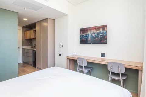 Habitat Aparthotel by Totalstay — photo 2
