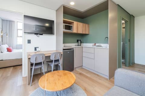 Habitat Aparthotel by Totalstay — photo 8