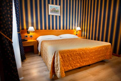 LH Hotel Andreotti — hotel room
