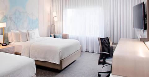 Courtyard by Marriott West Palm Beach Airport — hotel room