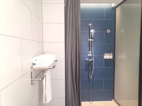 Holiday Inn Express Shanghai Expo Centre by IHG — photo 9