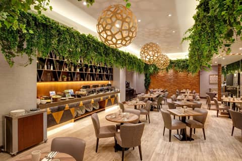 Bedford Hotel — restaurant