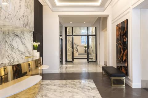 La Clef Champs-Élysées Paris by The Crest Collection — recepcion & lobby
