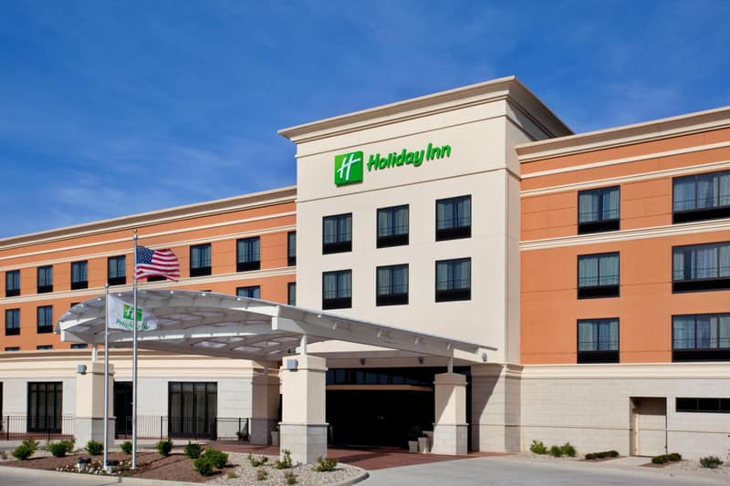 Holiday Inn Saint Louis-Fairview Heights by IHG — building