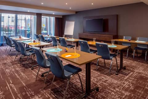 Aloft by Marriott Philadelphia Downtown — photo 6