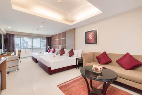Furama Silom Hotel — hotel room