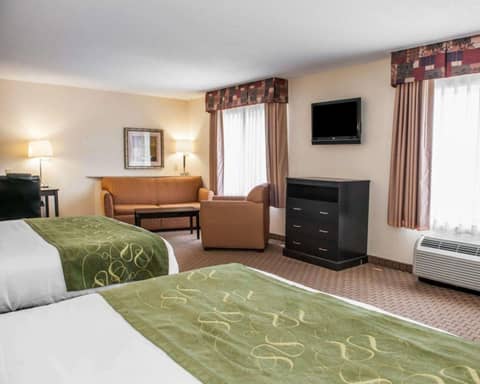 Comfort Suites Southport — photo 6