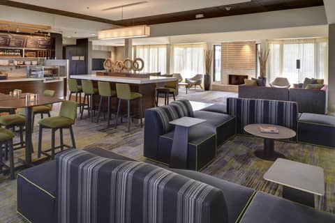 Courtyard by Marriott Indianapolis Airport — photo 5