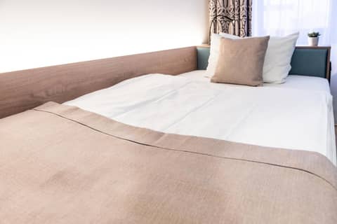 Garner Hotel Hamburg Nord by IHG — bedroom