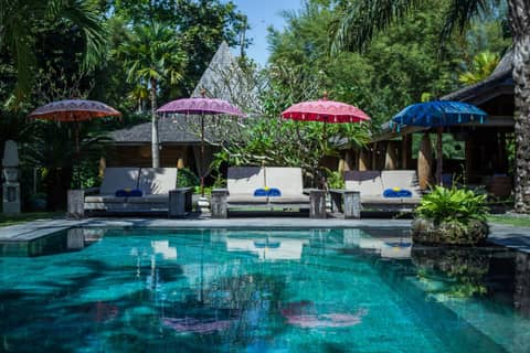 Blue Karma Village — recepcion & lobby
