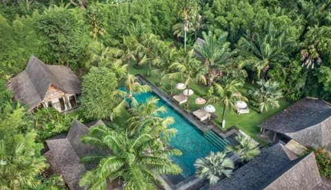Blue Karma Village — recepcion & lobby