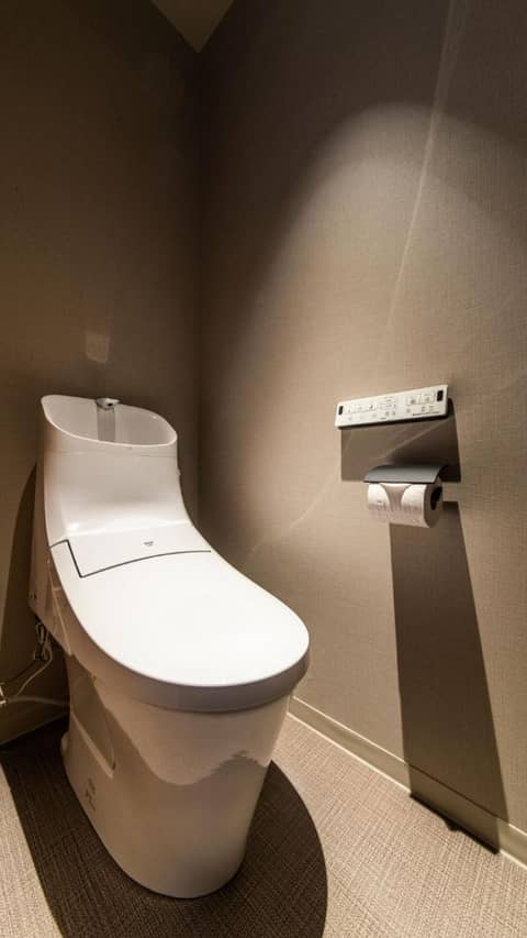 ALPHABED INN Fukuoka Ohori Park — bathroom
